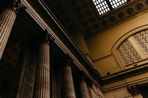 債務(wù)人的負(fù)責(zé)人或?qū)嵖厝吮簧袥Q認(rèn)定詐騙類犯罪,抵押人能免責(zé)嗎?