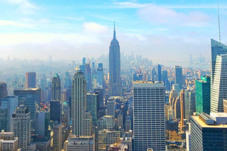 債權(quán)人逾期未向公證機(jī)關(guān)申請執(zhí)行證書時是否有權(quán)起訴