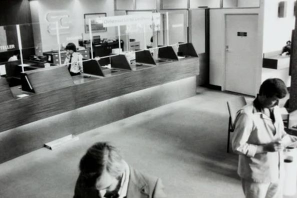 政策點(diǎn)評(píng)|央行發(fā)文激勵(lì)銀行投資綠色類(lèi)信用債和地方債,有何影響?